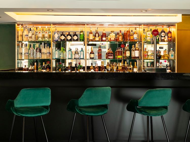 Signature Cocktail Bar